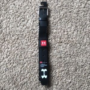NWT! Under Armour baseball belt